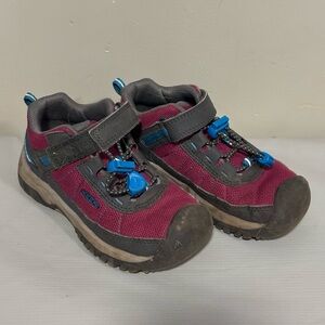 Keen: Targhee Sport fuchsia shoes